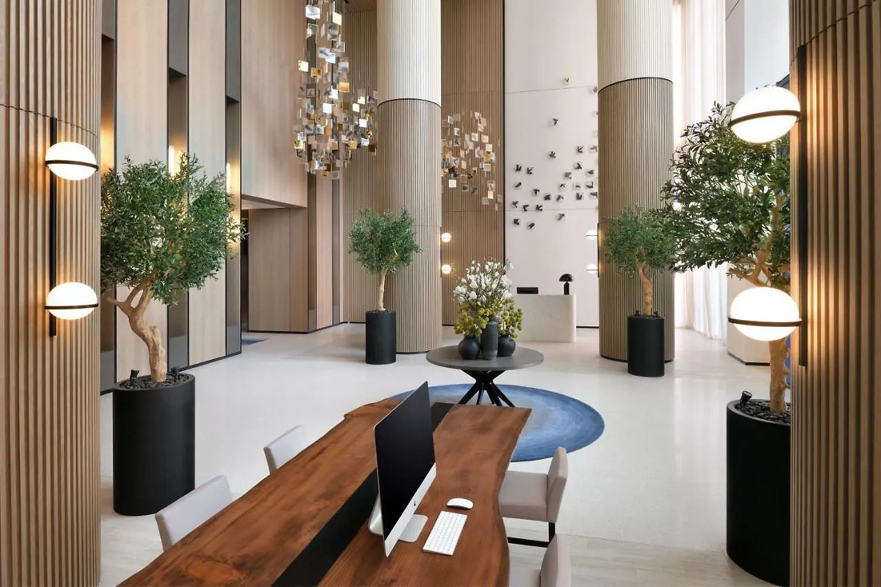 Vida Emirates Hills Hotel Dubai