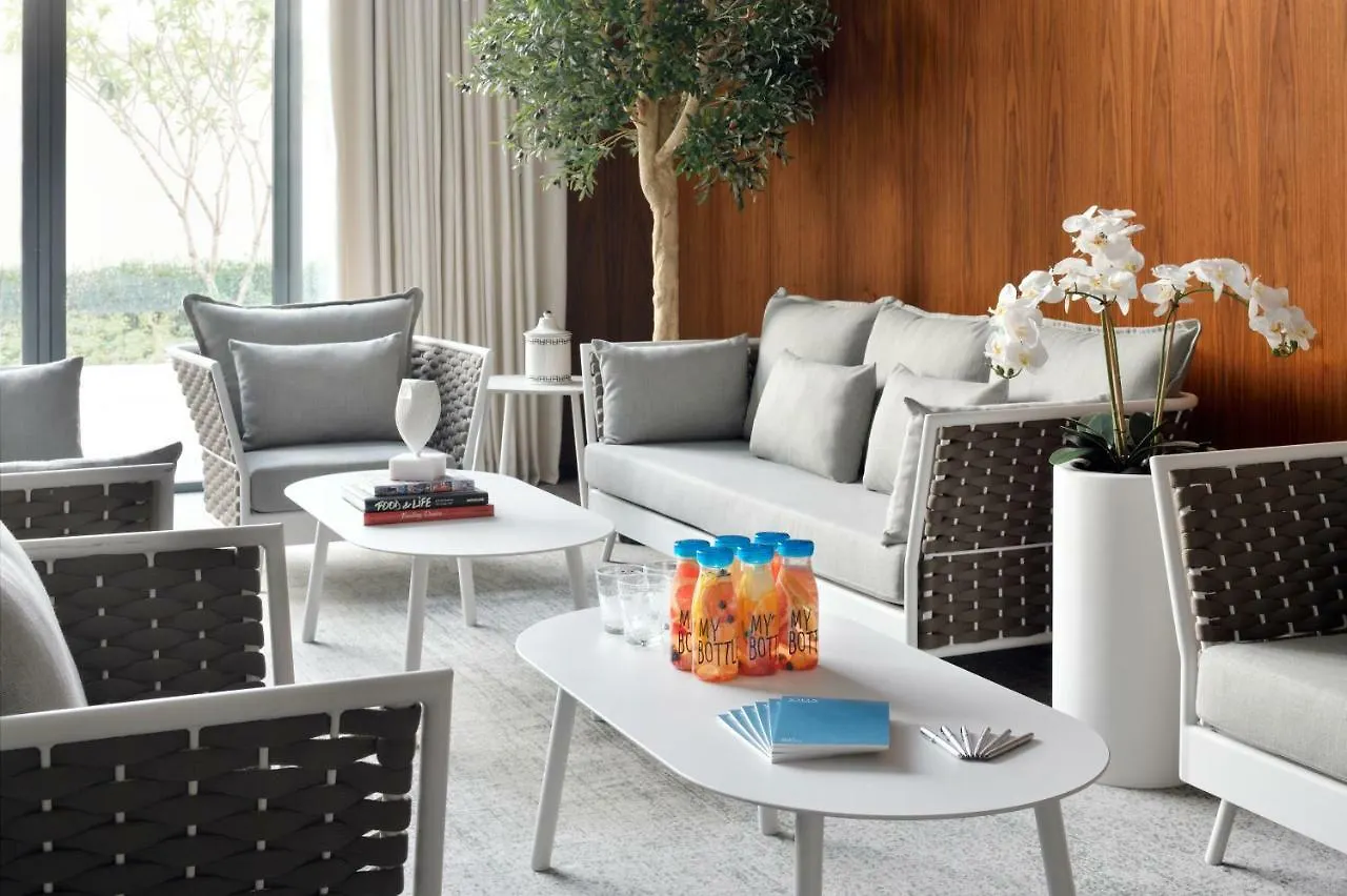 Vida Emirates Hills Hotel Dubai